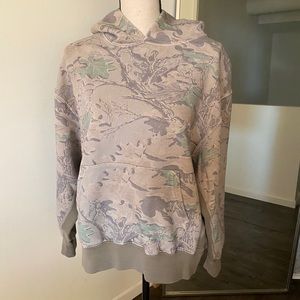 Yeezy Season 4 hoodie